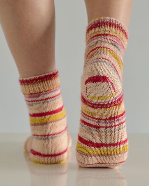 Taller de calcetines con Siona