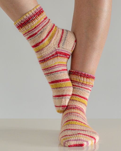 Taller de calcetines con Siona