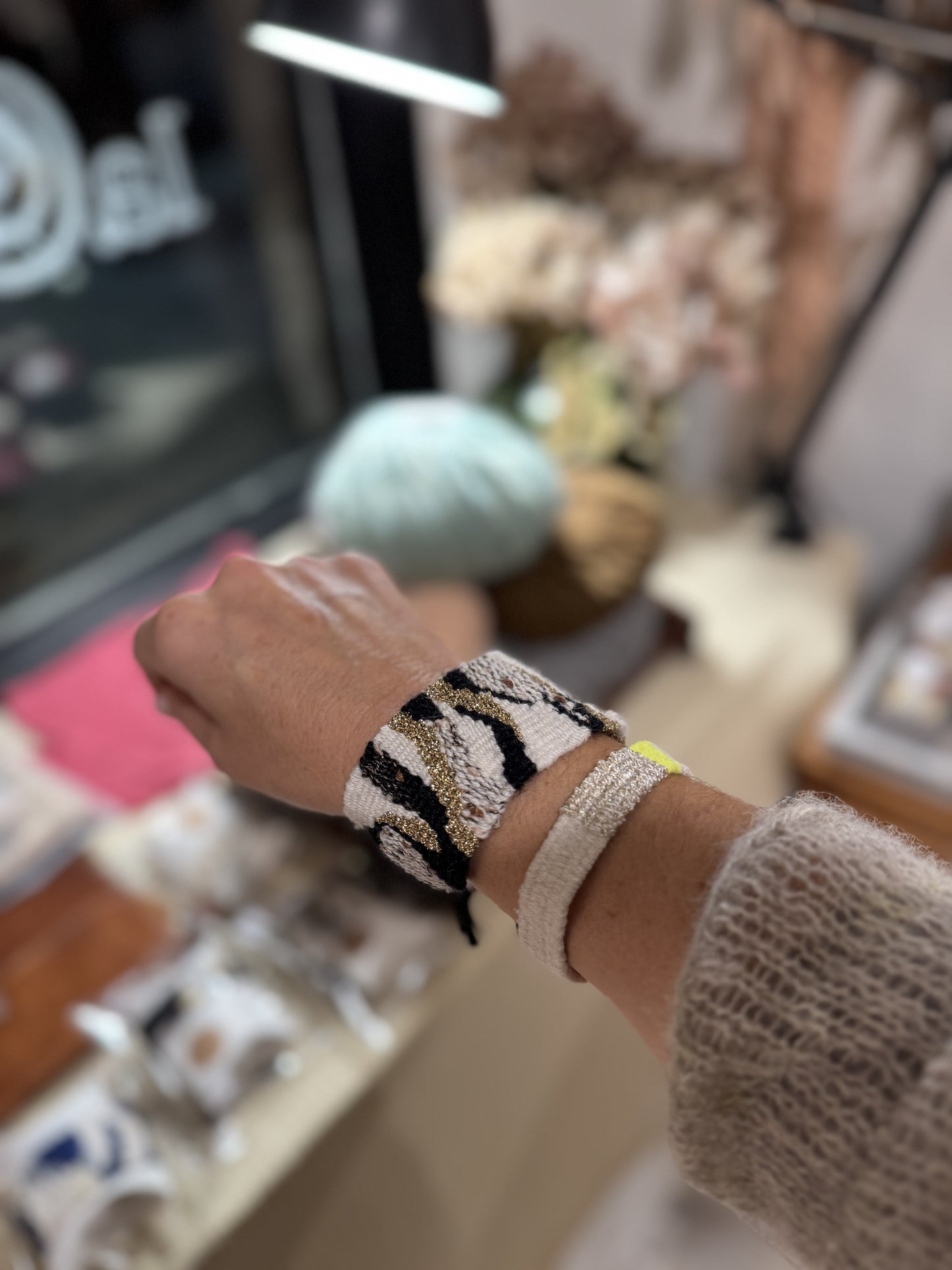 Taller pulseras con telar. 20 Diciembre