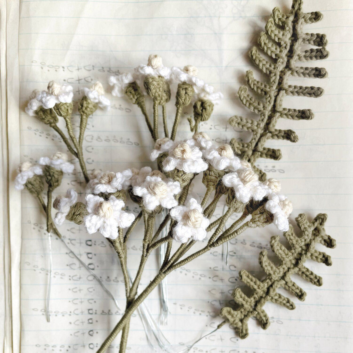 Ricorumi In the Meadow. Revista patrones ganchillo.