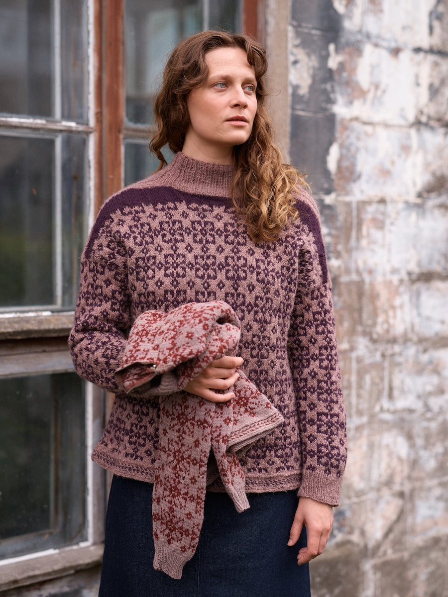 Kindred Knits. Patterns From My Estonian Family Archives. Laine